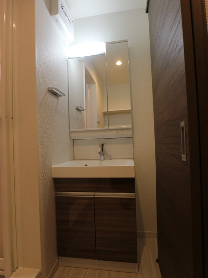 THEE REGALEST LILY HIROSHIMA(広島駅北4)