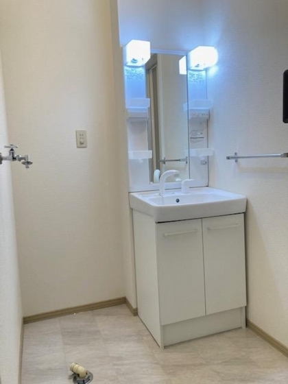 スターライト中央 A棟