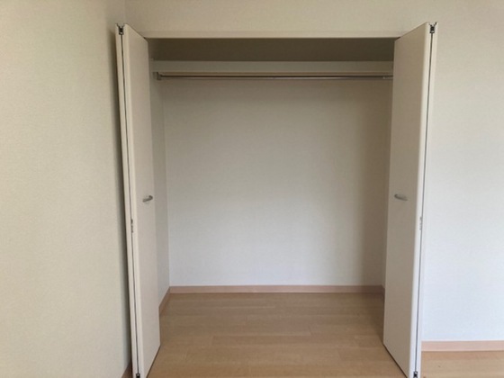 スターライト中央 A棟