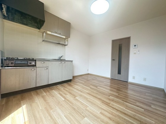 スターライト中央 A棟