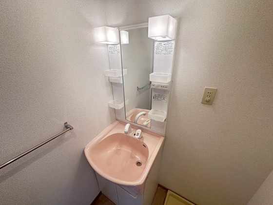 スターライト中央 A棟