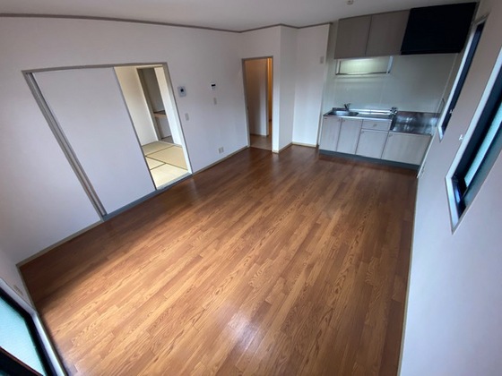 スターライト中央 B棟