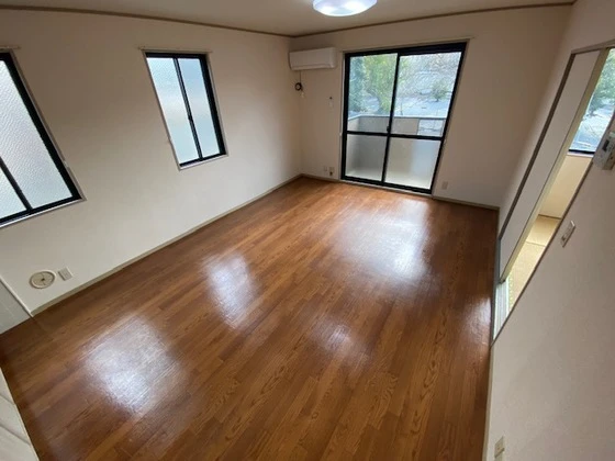 スターライト中央 B棟