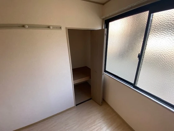 スターライト中央 B棟