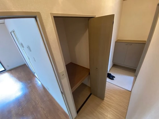 スターライト中央 B棟