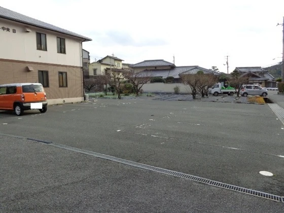 スターライト中央 B棟