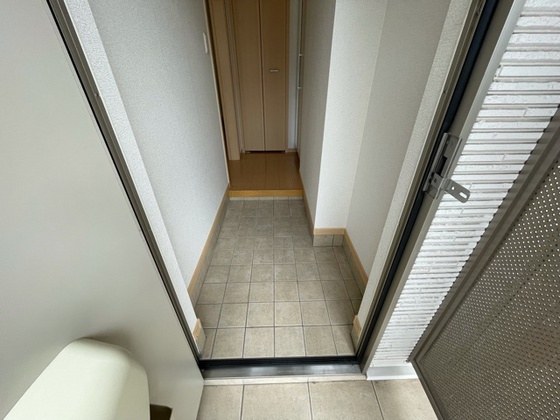 ウィステリアガーデン C