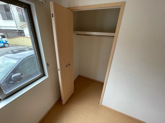 ウィステリアガーデン C