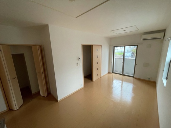 ウィステリアガーデン C