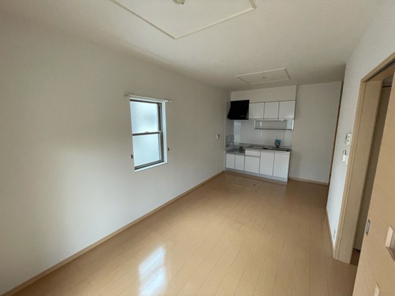 ウィステリアガーデン C