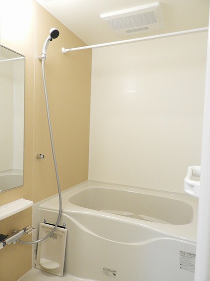 ジェイドイースト