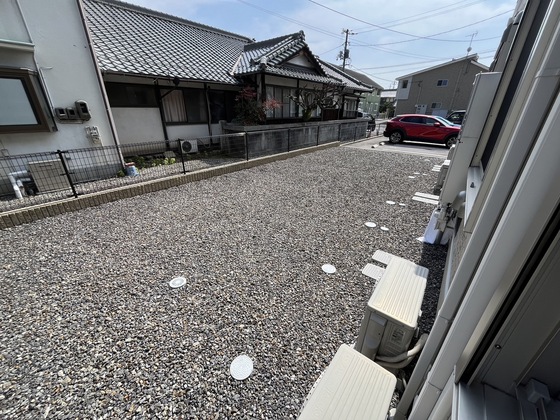 ジェイドイースト