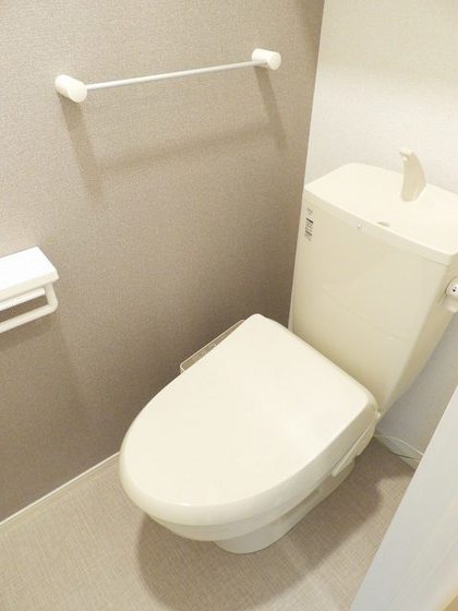 ジェイドイースト