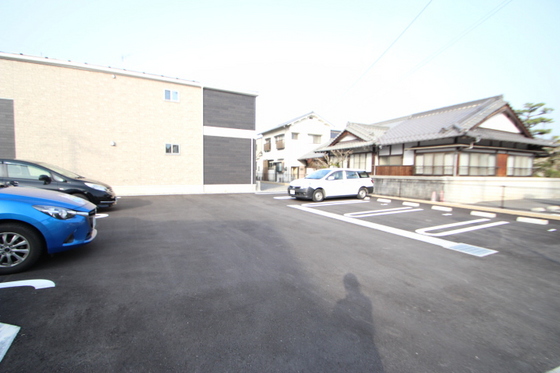 ジェイドイースト