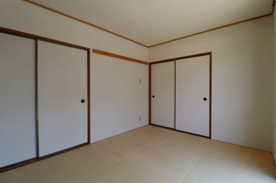 ニューカースル A棟