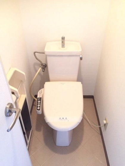 ニューカースル A棟