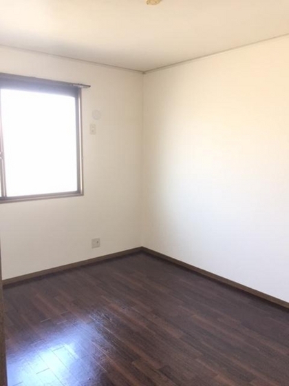 ニューカースル A棟