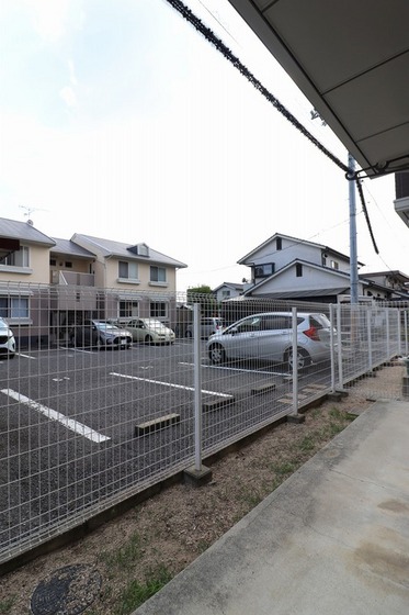 サンライズ原田 B棟