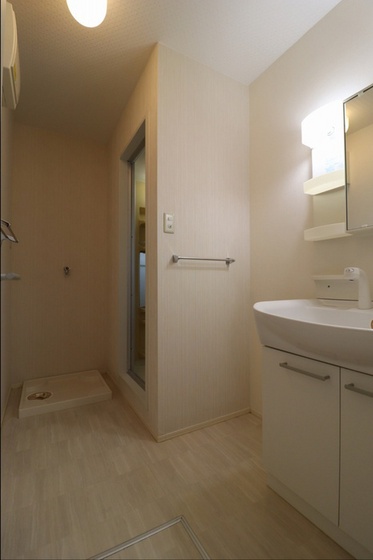 サンライズ原田 B棟