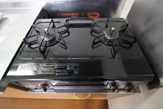 レフィナード A棟