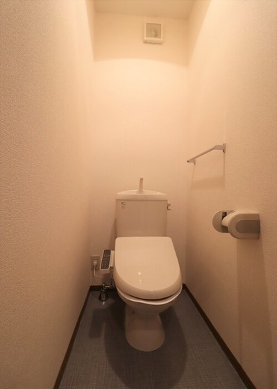 レフィナード A棟