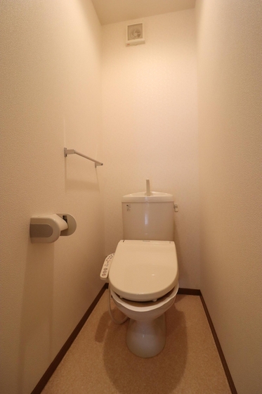 レフィナード A棟