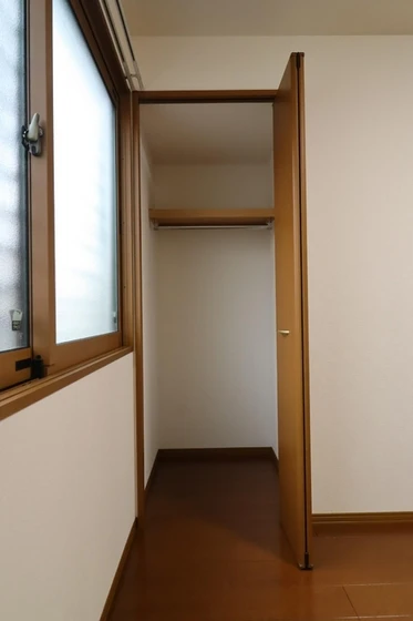 レフィナード A棟