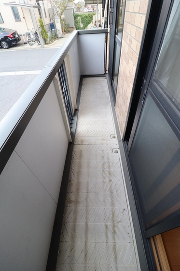 レフィナード A棟