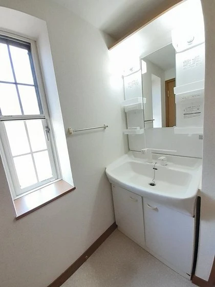 アーバイン・パエーゼ B