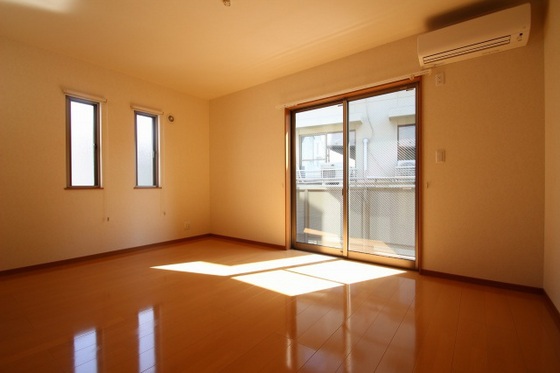 エクセル牛田本町