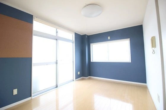 レジデンス伊島B棟