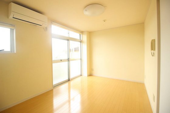 レジデンス伊島B棟