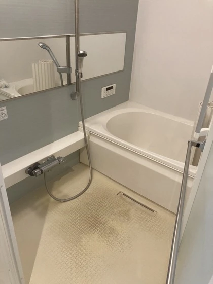 アヴィーロード今保 A棟