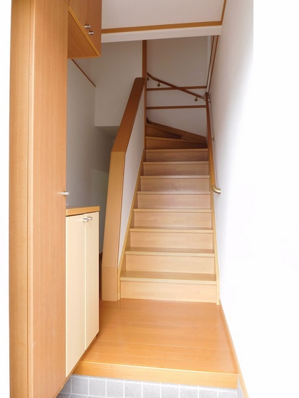 エヴァーグリーンA棟