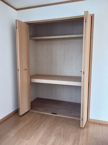 エヴァーグリーンA棟