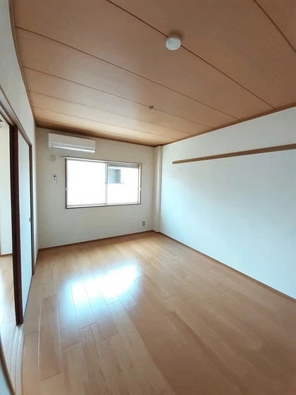 エルディム内田A