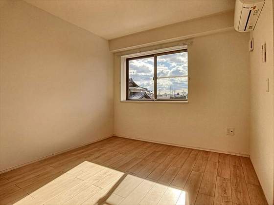 メゾンルミエール