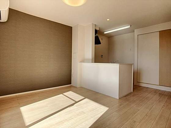 メゾンルミエール