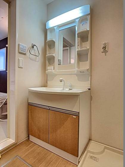 メゾンルミエール