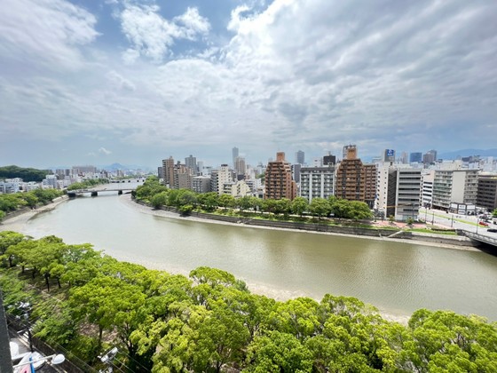 アーバイン比治山