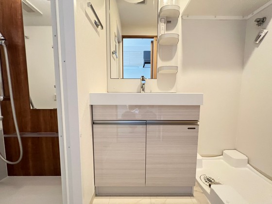 アーバイン比治山