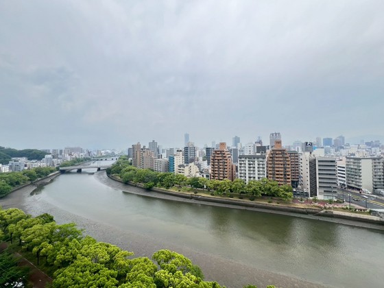 アーバイン比治山