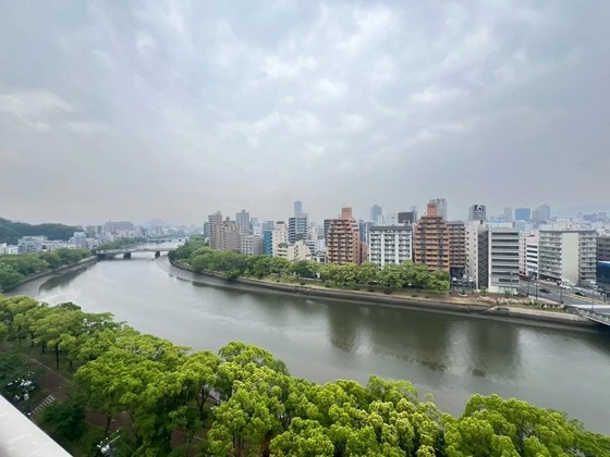 アーバイン比治山