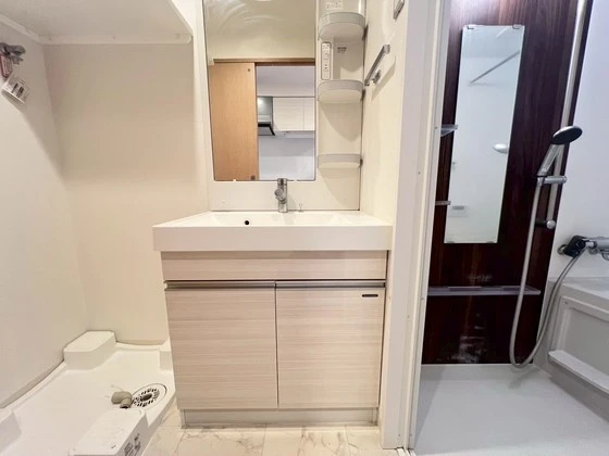 アーバイン比治山