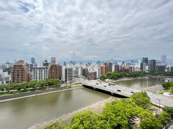 アーバイン比治山