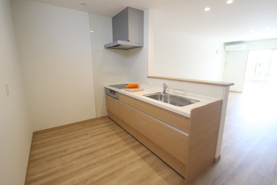 MAISON AZUR(メゾンアジュール) A棟