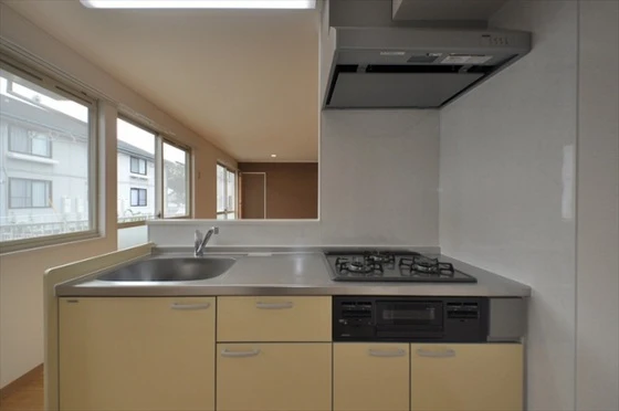 シャンポール東川原