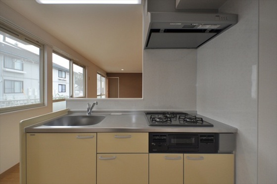 シャンポール東川原