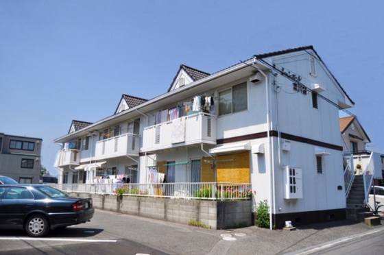 シャンポール東川原