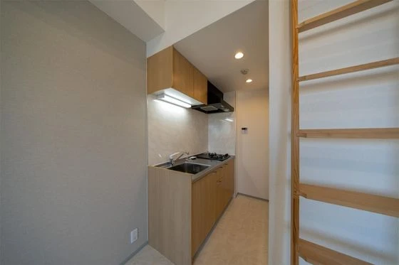 フィユメゾン学南町